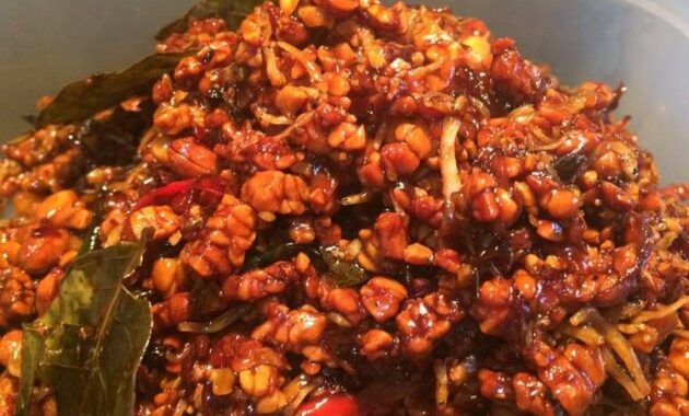 Kering Tempe Kacang Tanah Pedas