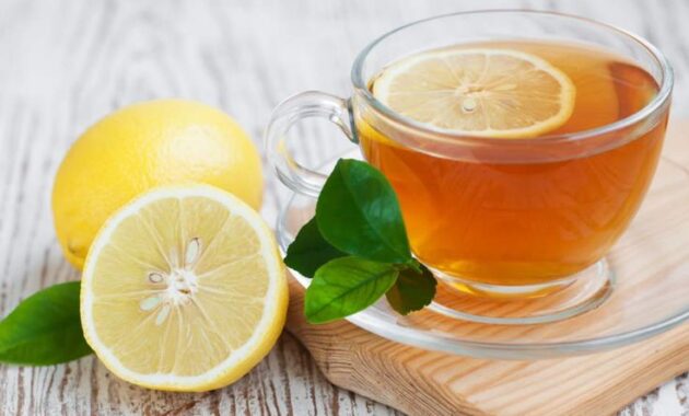 Nikmatnya Teh Lemon Hangat